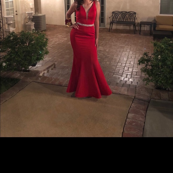 PROM DRESS - Picture 6 of 9